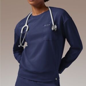 HYPOTHESIS OMNI BASE PULLOVER
WOMEN'S KNIT CREW NECK SCRUB PULLOVER
NWT SMALL